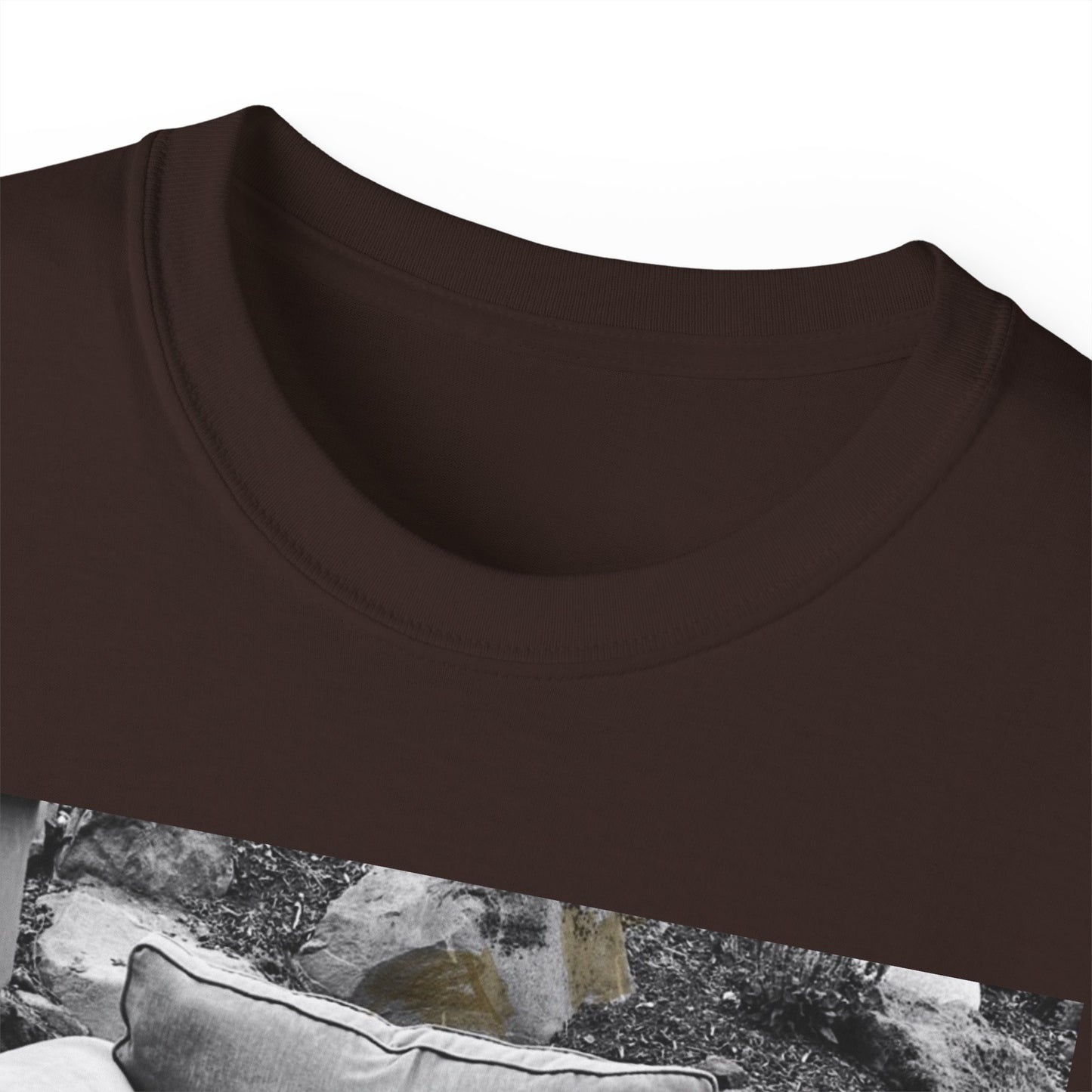 Comfortable Photo Graphic Tee, Casual T-Shirt, Unisex Cotton Tee, Everyday Wear, Gift for Friends, Cozy Style